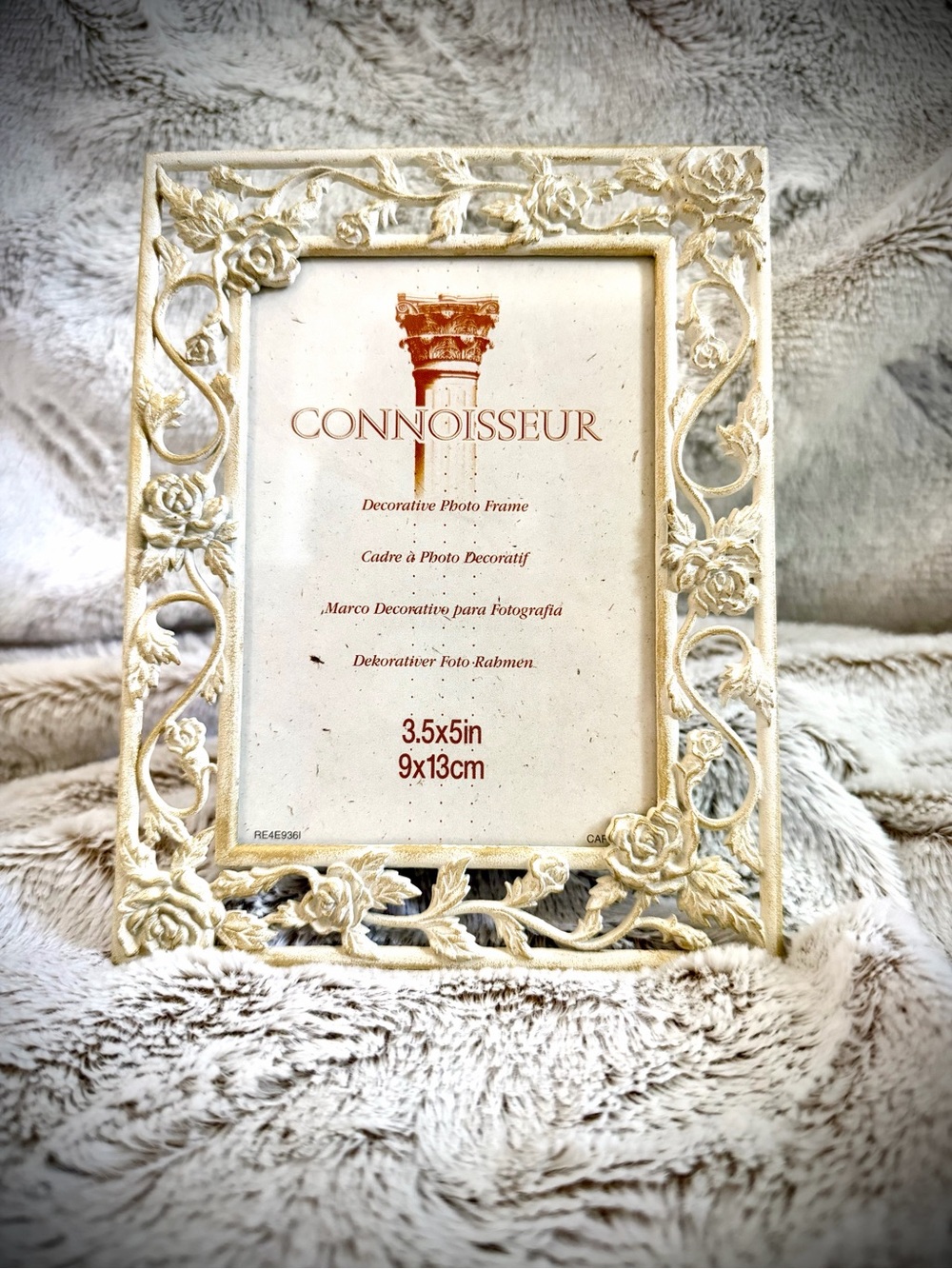 Ornate Rose Decorative Photo Frame in Cream